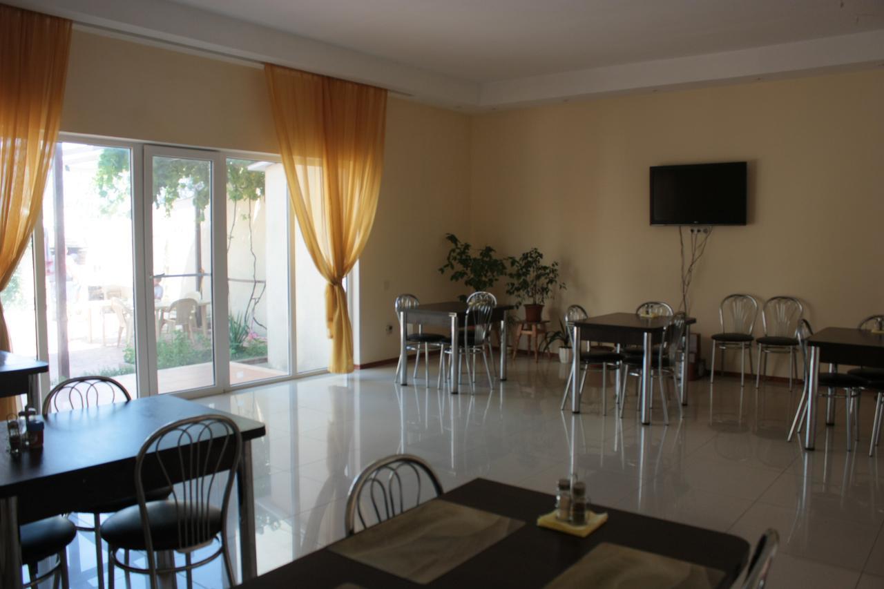 זאטוקה Akvitaniya Mini-Hotel מראה חיצוני תמונה