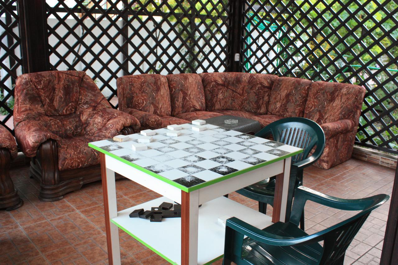 זאטוקה Akvitaniya Mini-Hotel מראה חיצוני תמונה