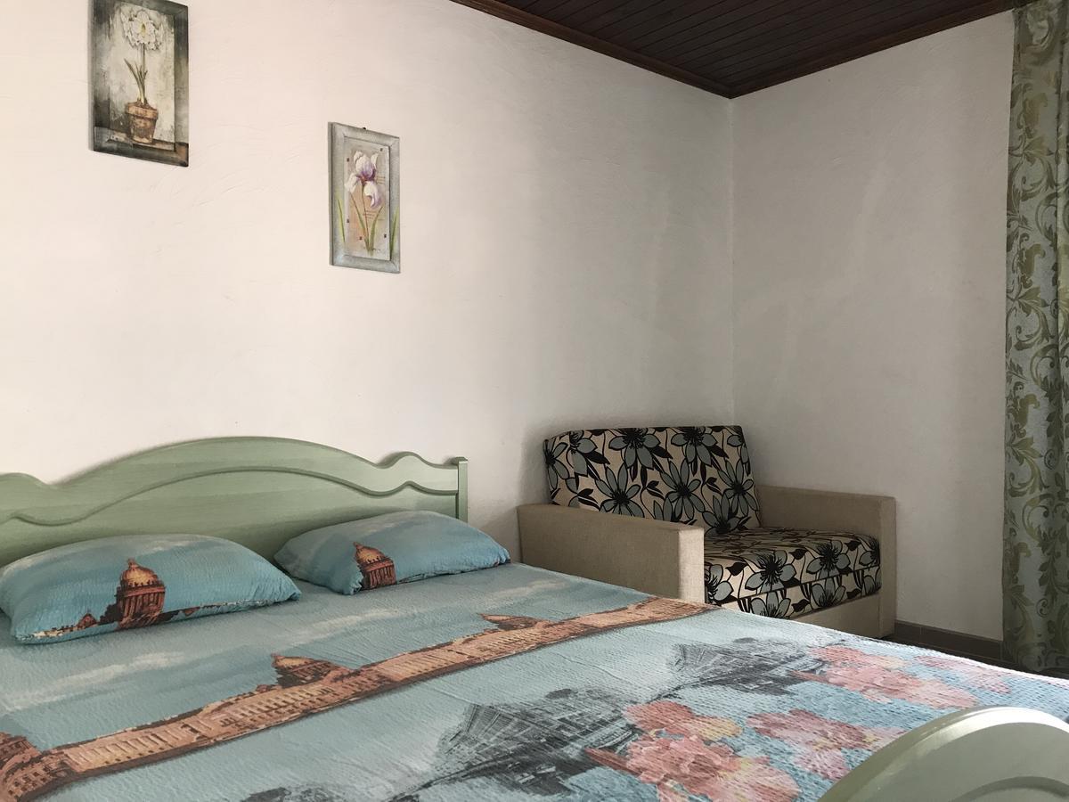זאטוקה Akvitaniya Mini-Hotel מראה חיצוני תמונה