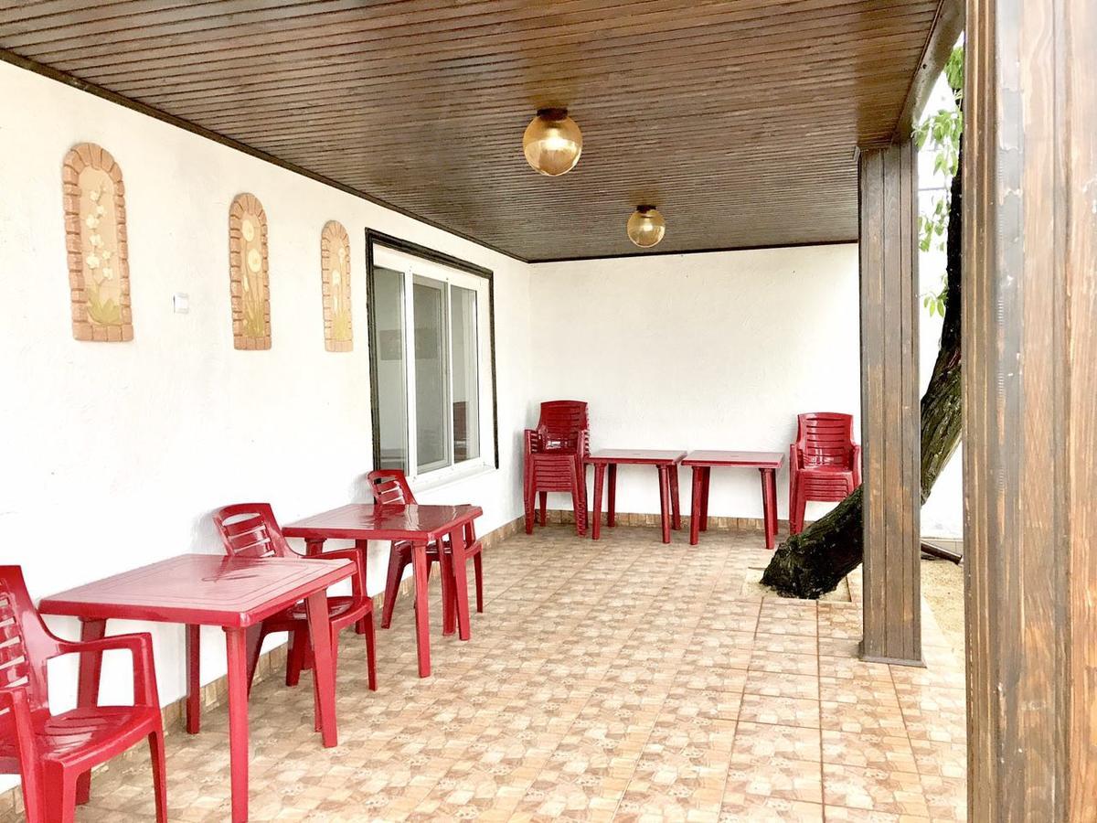 זאטוקה Akvitaniya Mini-Hotel מראה חיצוני תמונה